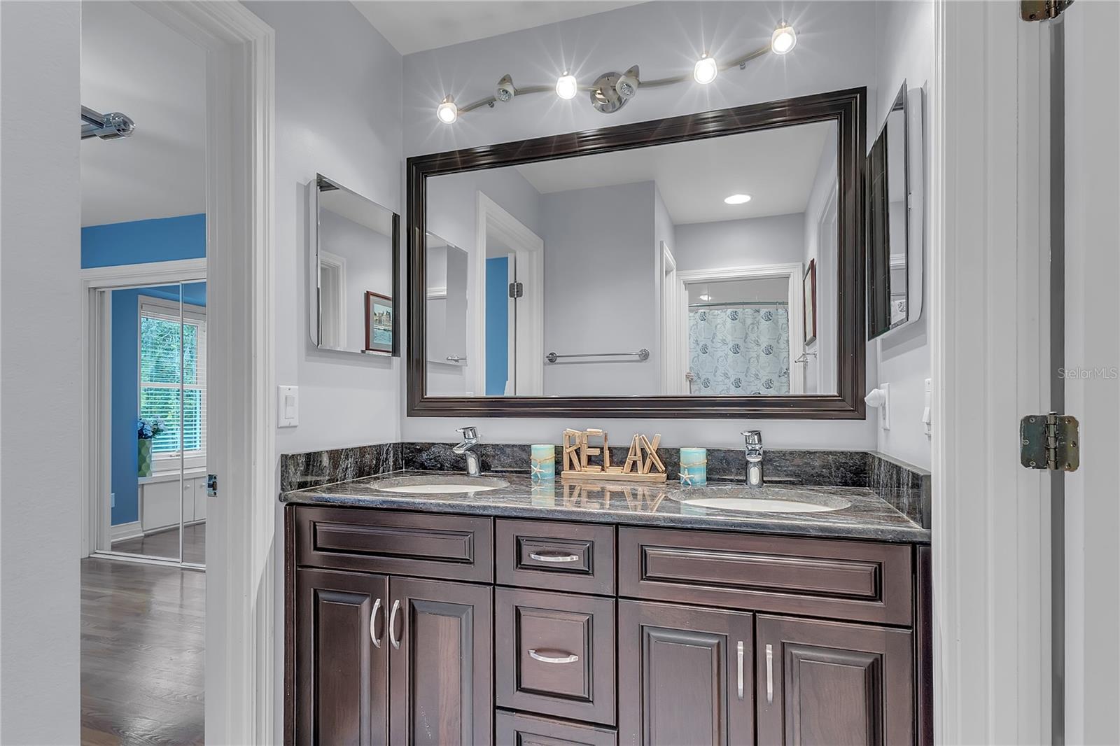 BROADWATER - Residential