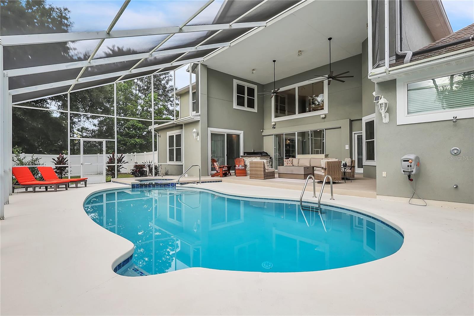 BROADWATER - Residential