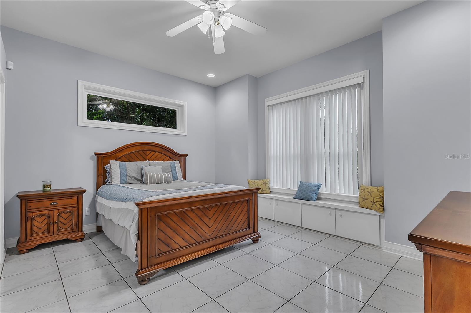 BROADWATER - Residential