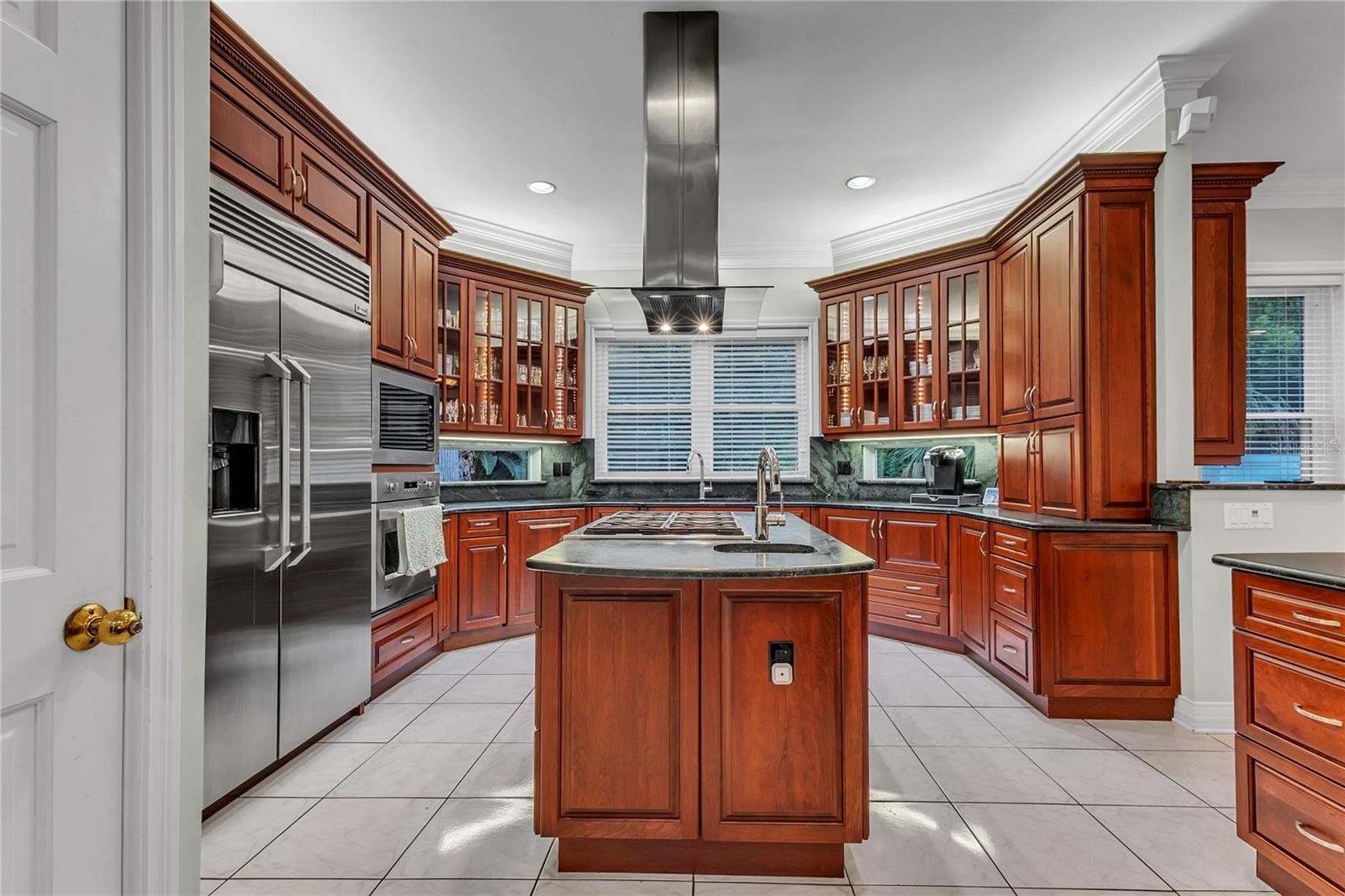 BROADWATER - Residential
