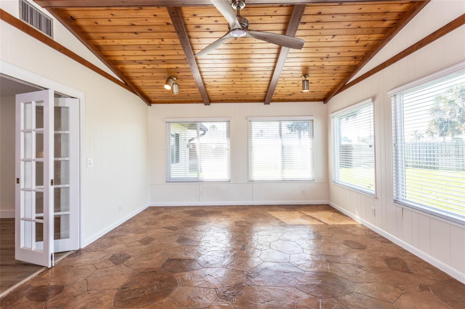 SEABRIDGE - Residential