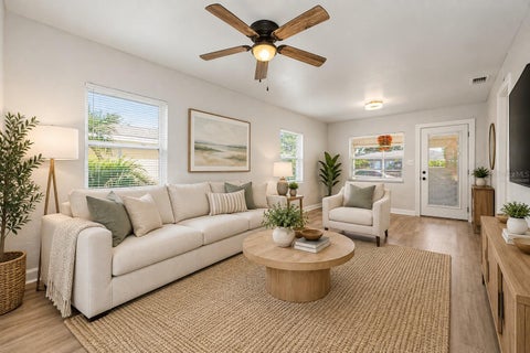 1001 Queen Street S, St Petersburg, FL 33712