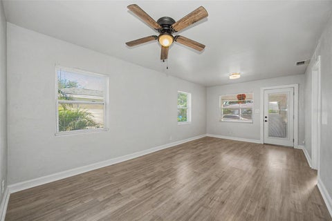 1001 Queen Street S, St Petersburg, FL 33712