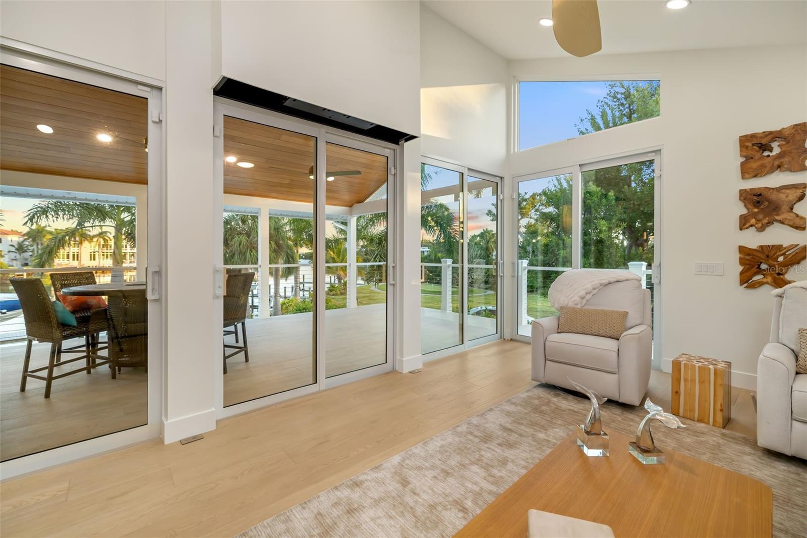 SIESTA ES BOYDS REP - Residential