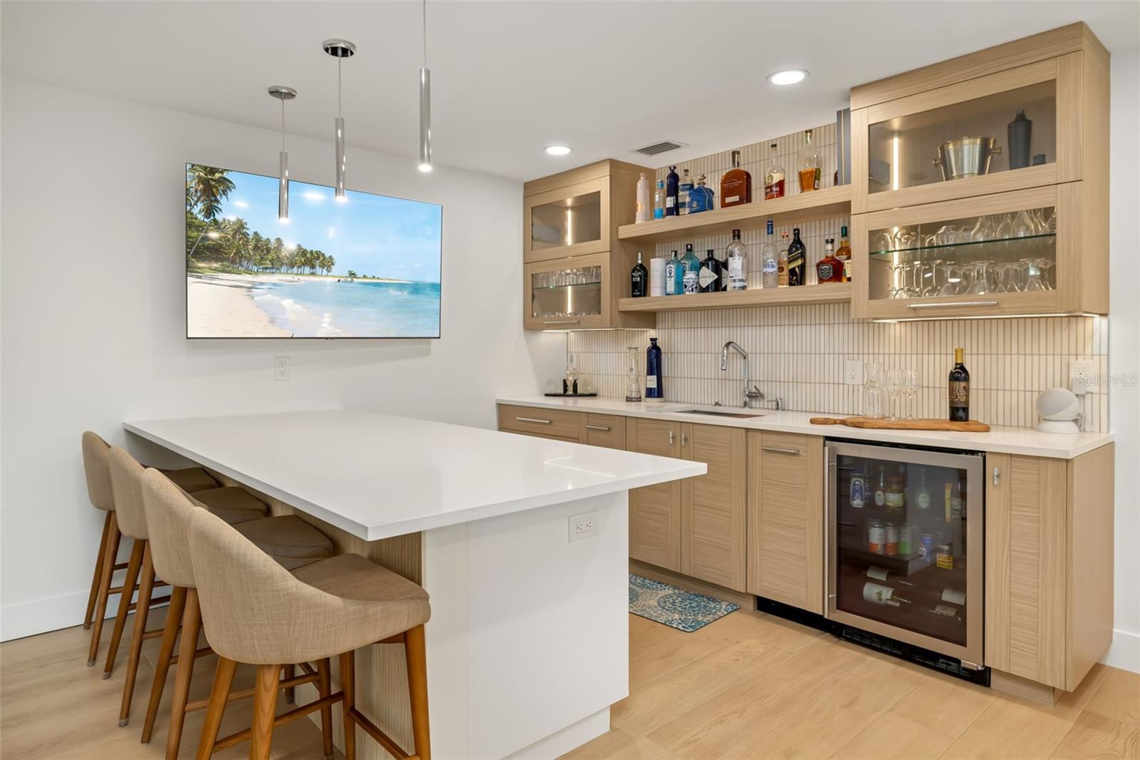 SIESTA ES BOYDS REP - Residential