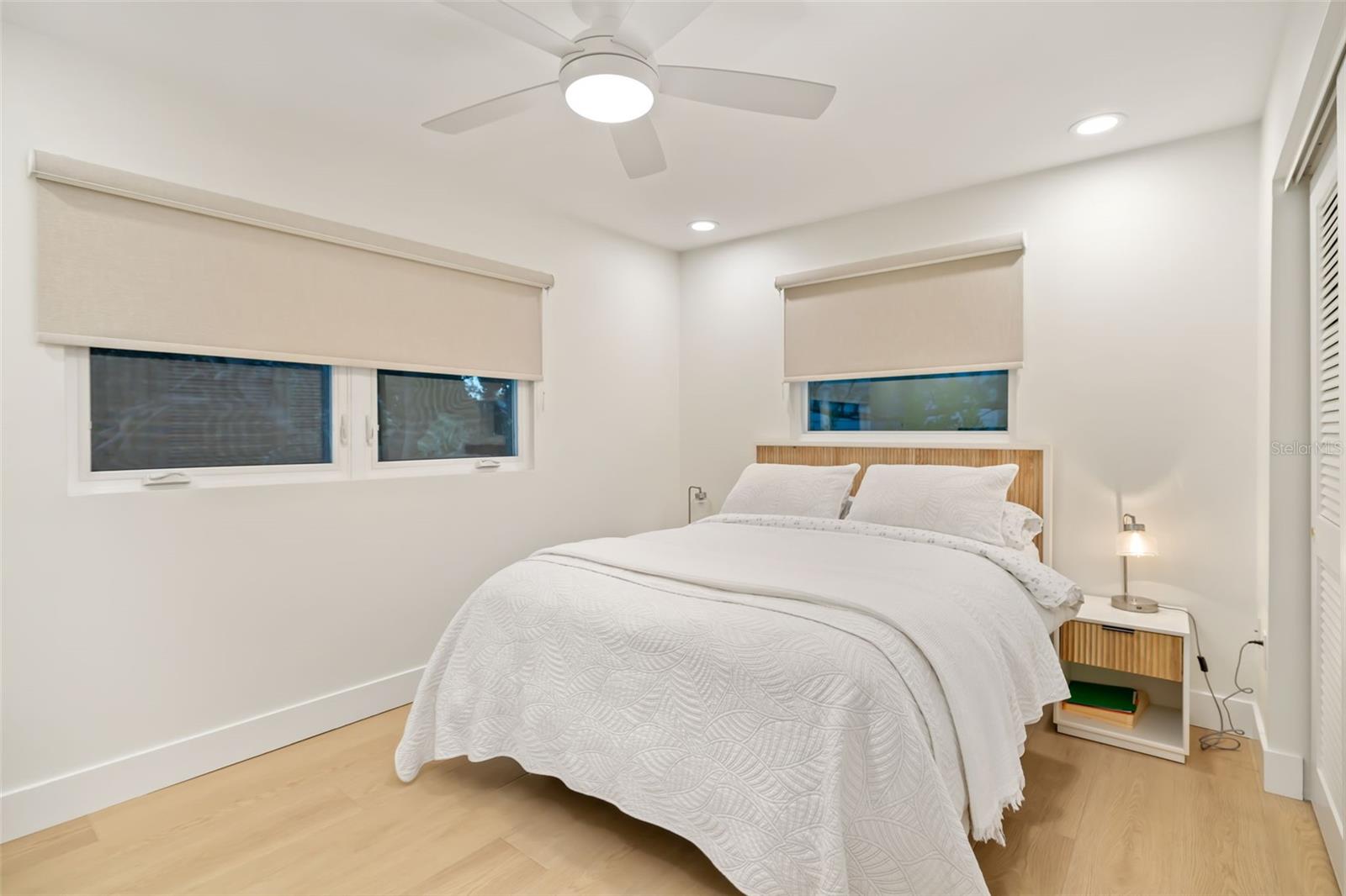 SIESTA ES BOYDS REP - Residential