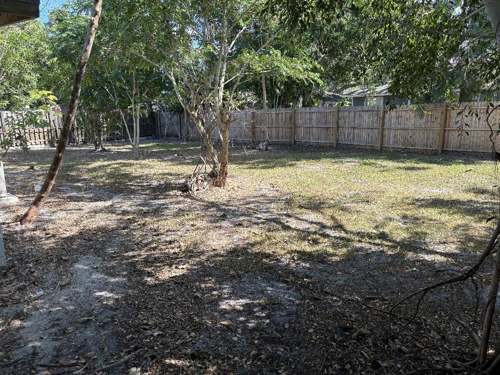 DE SOTO LAKES - Residential