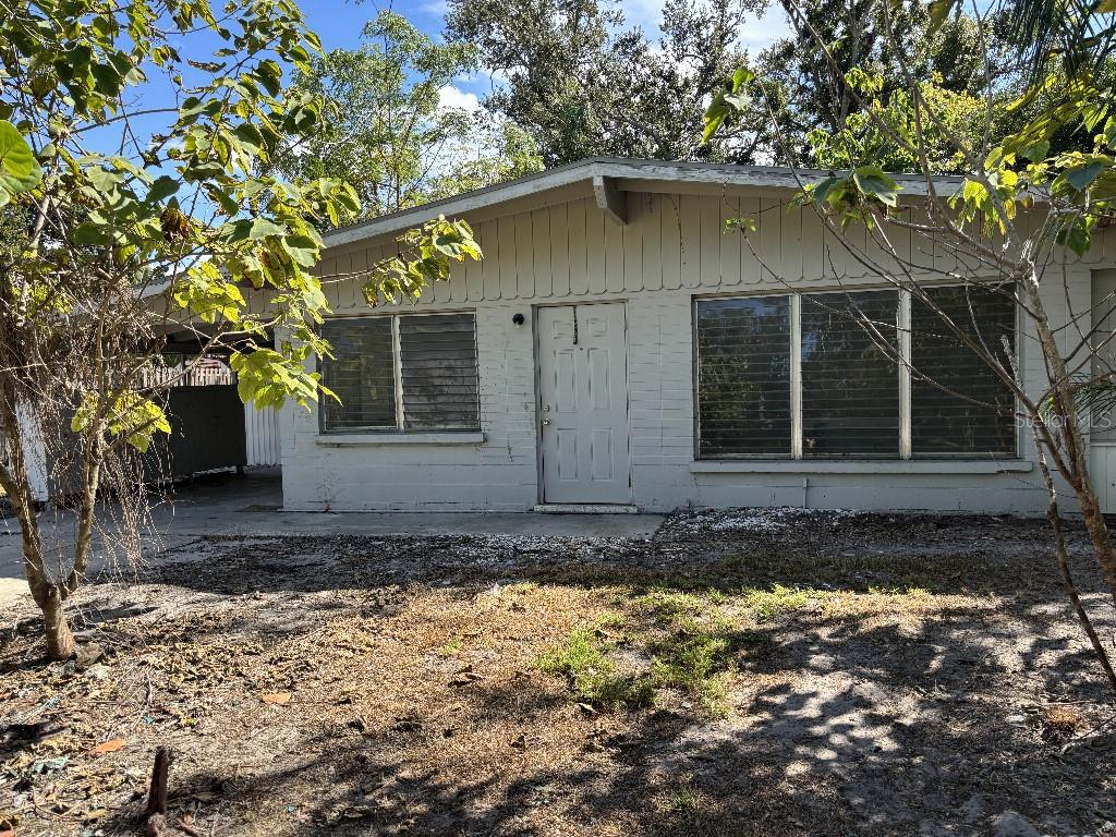 DE SOTO LAKES - Residential