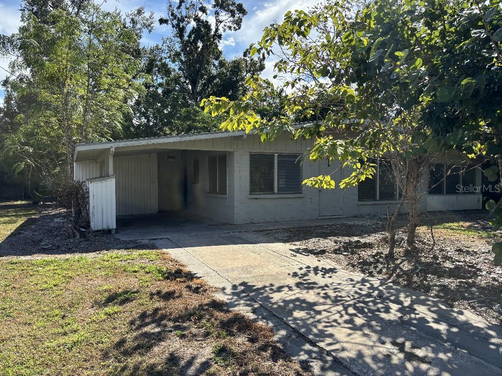 DE SOTO LAKES - Residential
