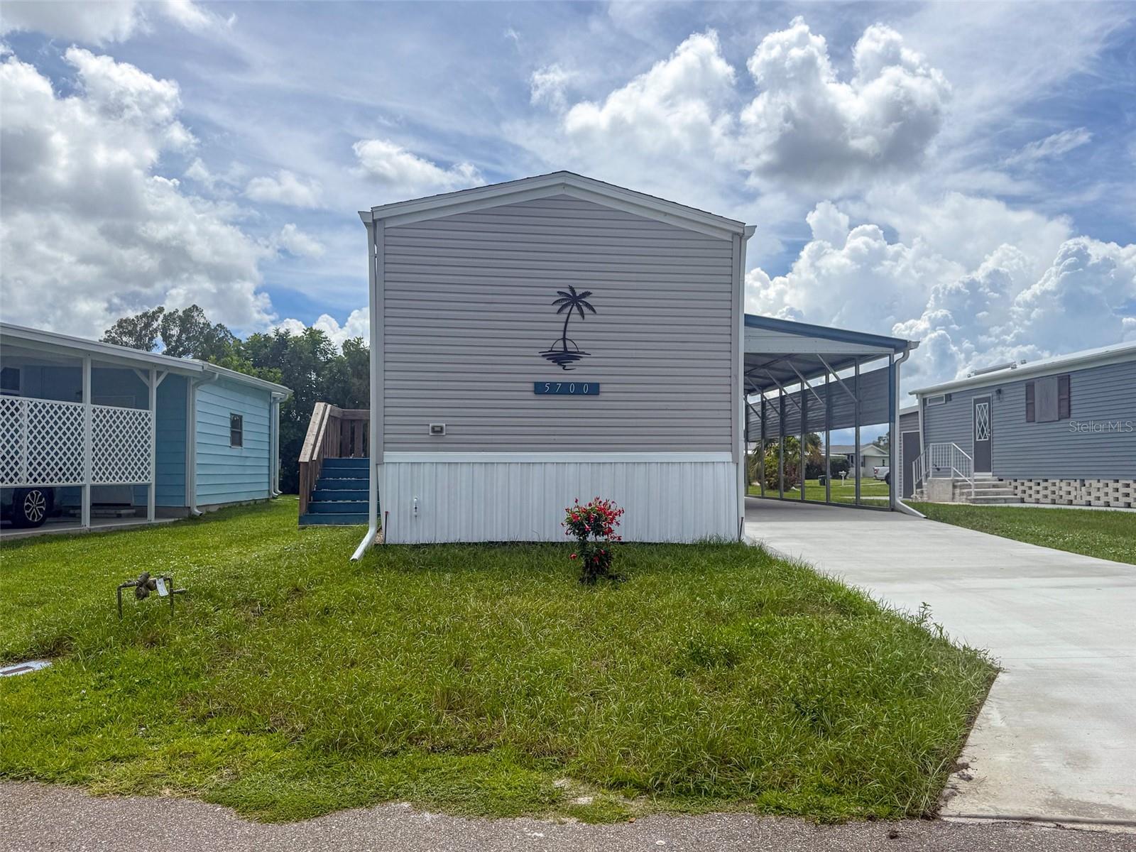 HOLIDAY PARK - Residential