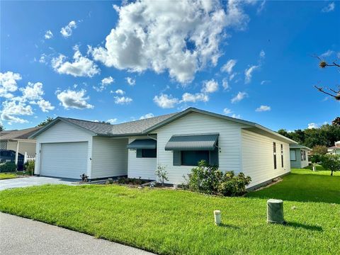 A home in LAKELAND