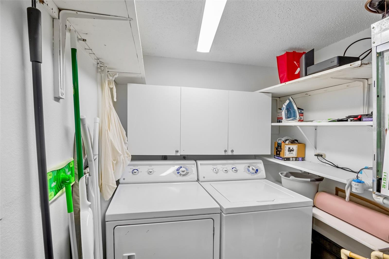 PELICAN HARBOUR & BEACH CLUB - Residential