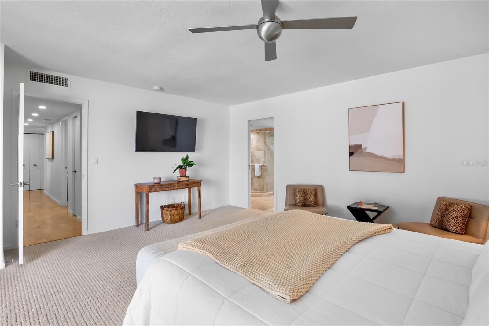 PELICAN HARBOUR & BEACH CLUB - Residential