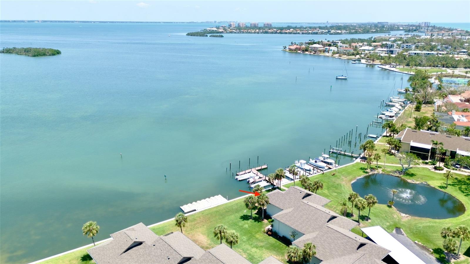 PELICAN HARBOUR & BEACH CLUB - Residential