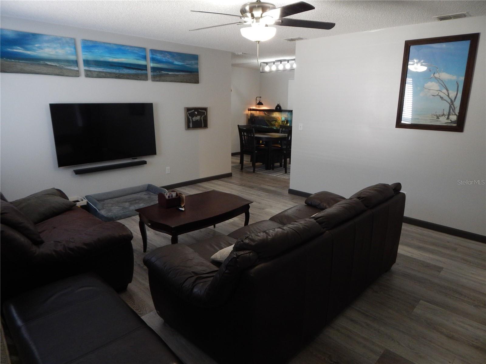 413 SPRINGVIEW DRIVE