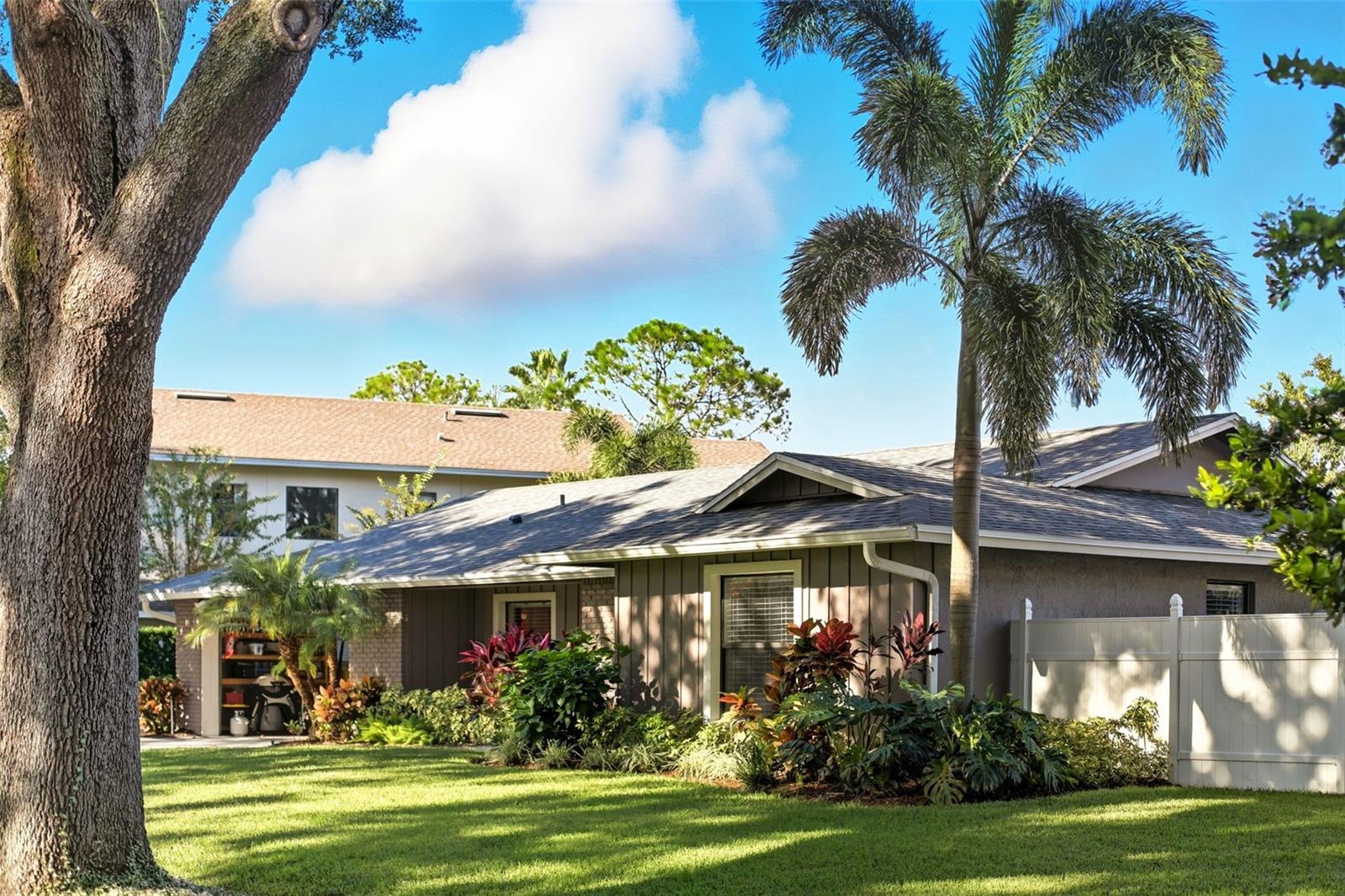 1346 GOLFSIDE DRIVE