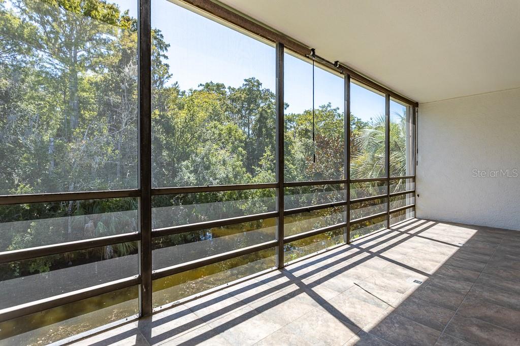EAST LAKE WOODLANDS CLUSTER HOMES - Residential