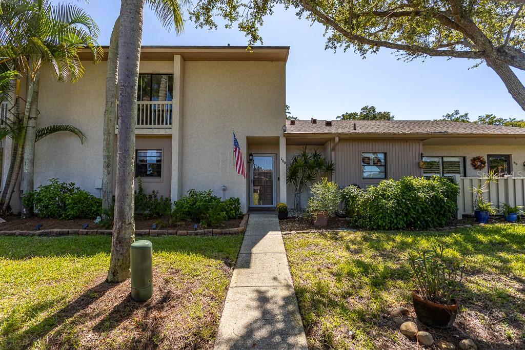 EAST LAKE WOODLANDS CLUSTER HOMES - Residential
