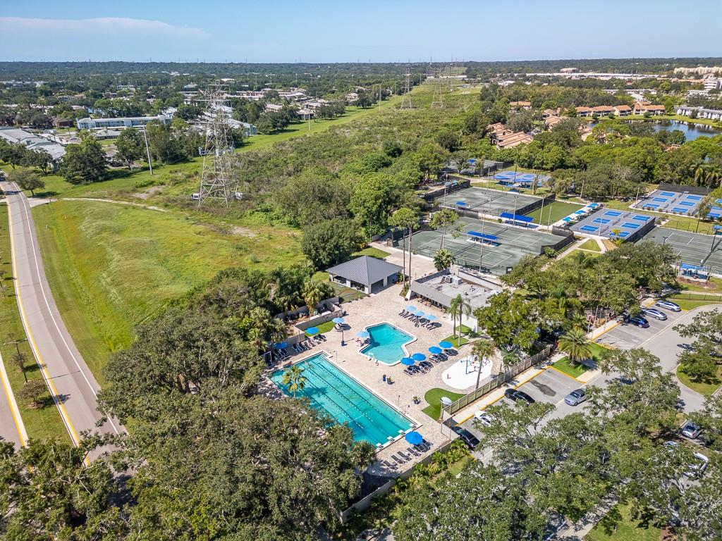 EAST LAKE WOODLANDS CLUSTER HOMES - Residential