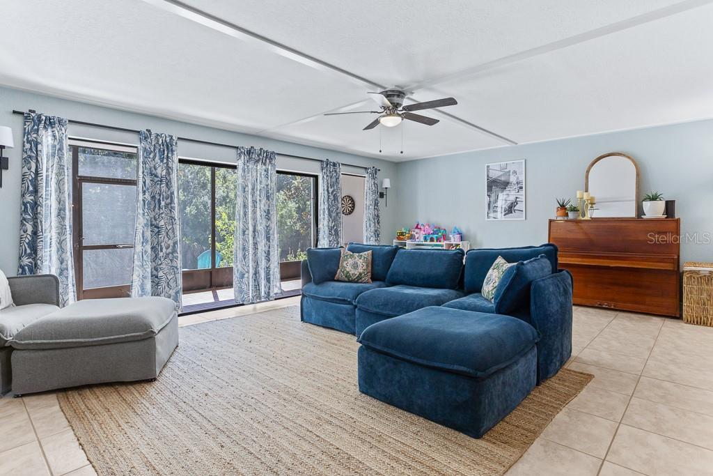 EAST LAKE WOODLANDS CLUSTER HOMES - Residential