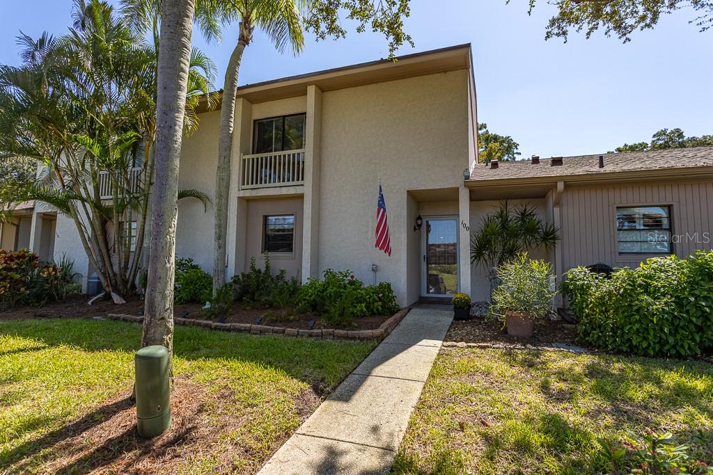 EAST LAKE WOODLANDS CLUSTER HOMES - Residential