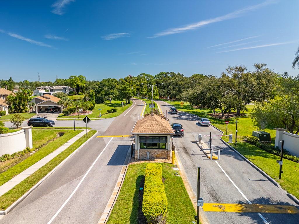 EAST LAKE WOODLANDS CLUSTER HOMES - Residential