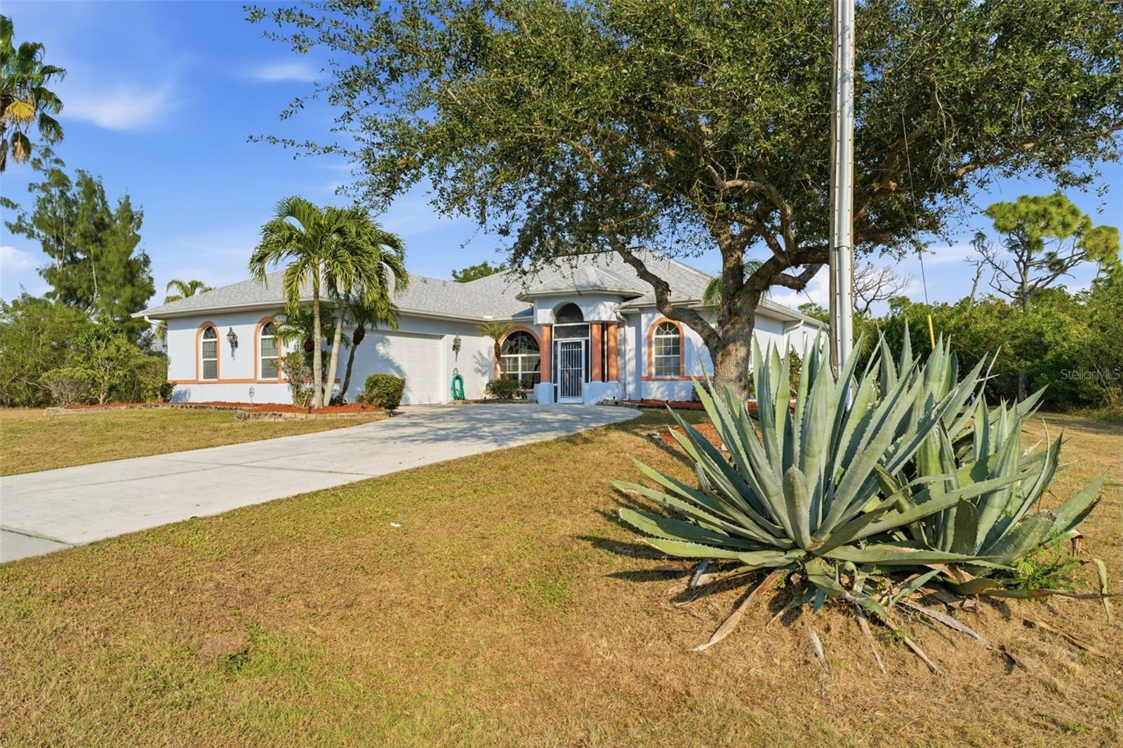 PORT CHARLOTTE SEC 94 01 STREP - Residential