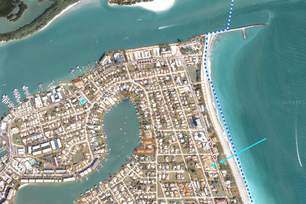 CORAL SANDS - Residential