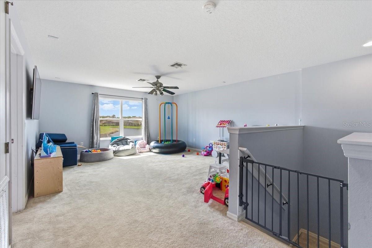 GRANDE CHAMPION - Residential