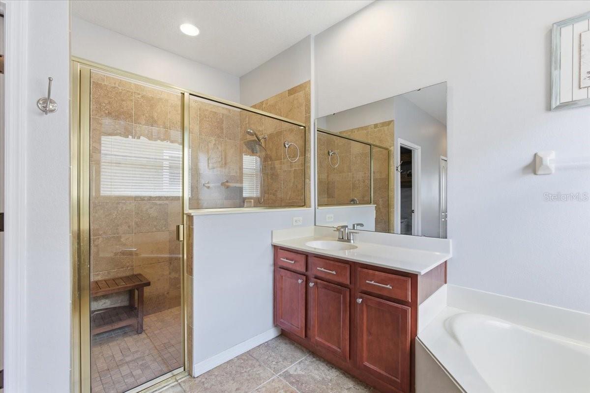 GRANDE CHAMPION - Residential