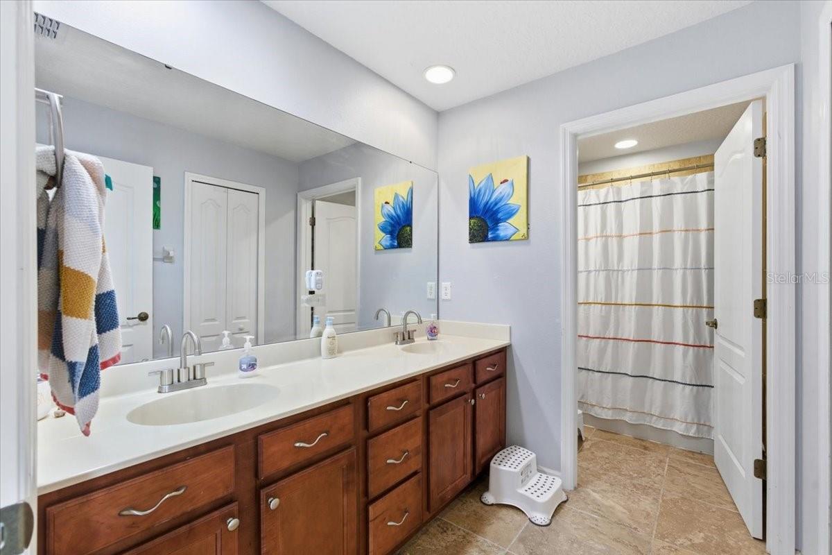 GRANDE CHAMPION - Residential