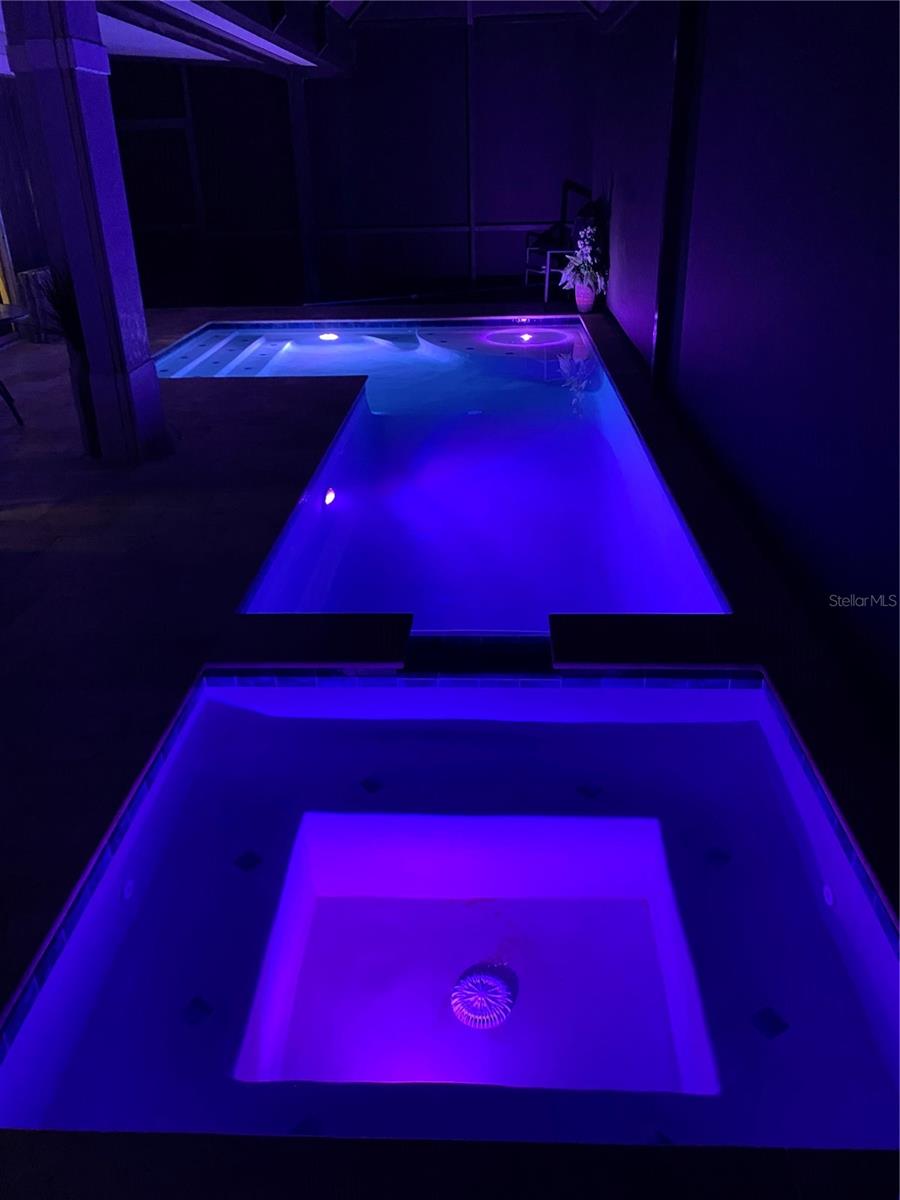 GRANDE CHAMPION - Residential