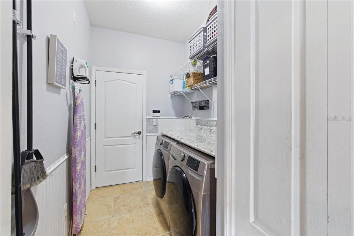 GRANDE CHAMPION - Residential