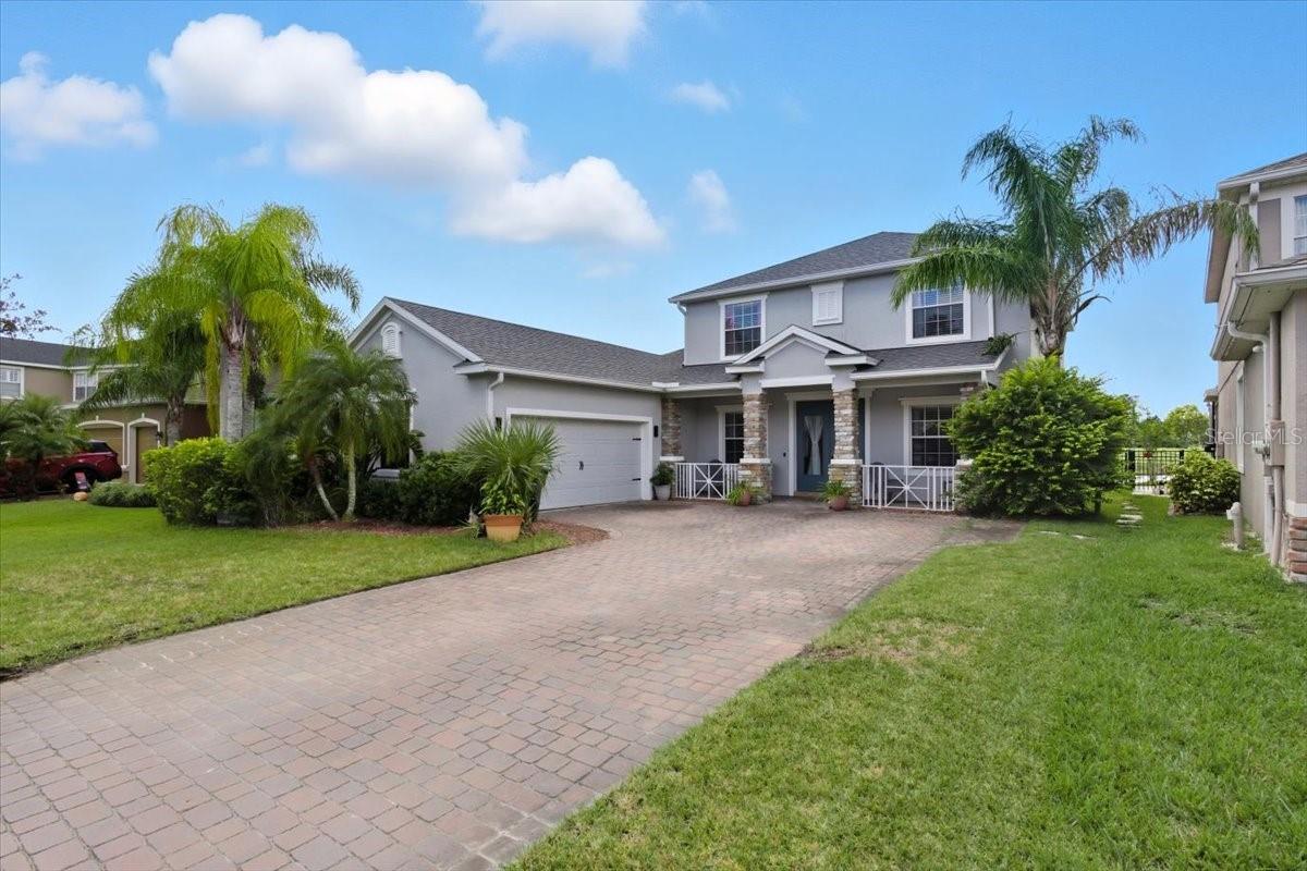 GRANDE CHAMPION - Residential