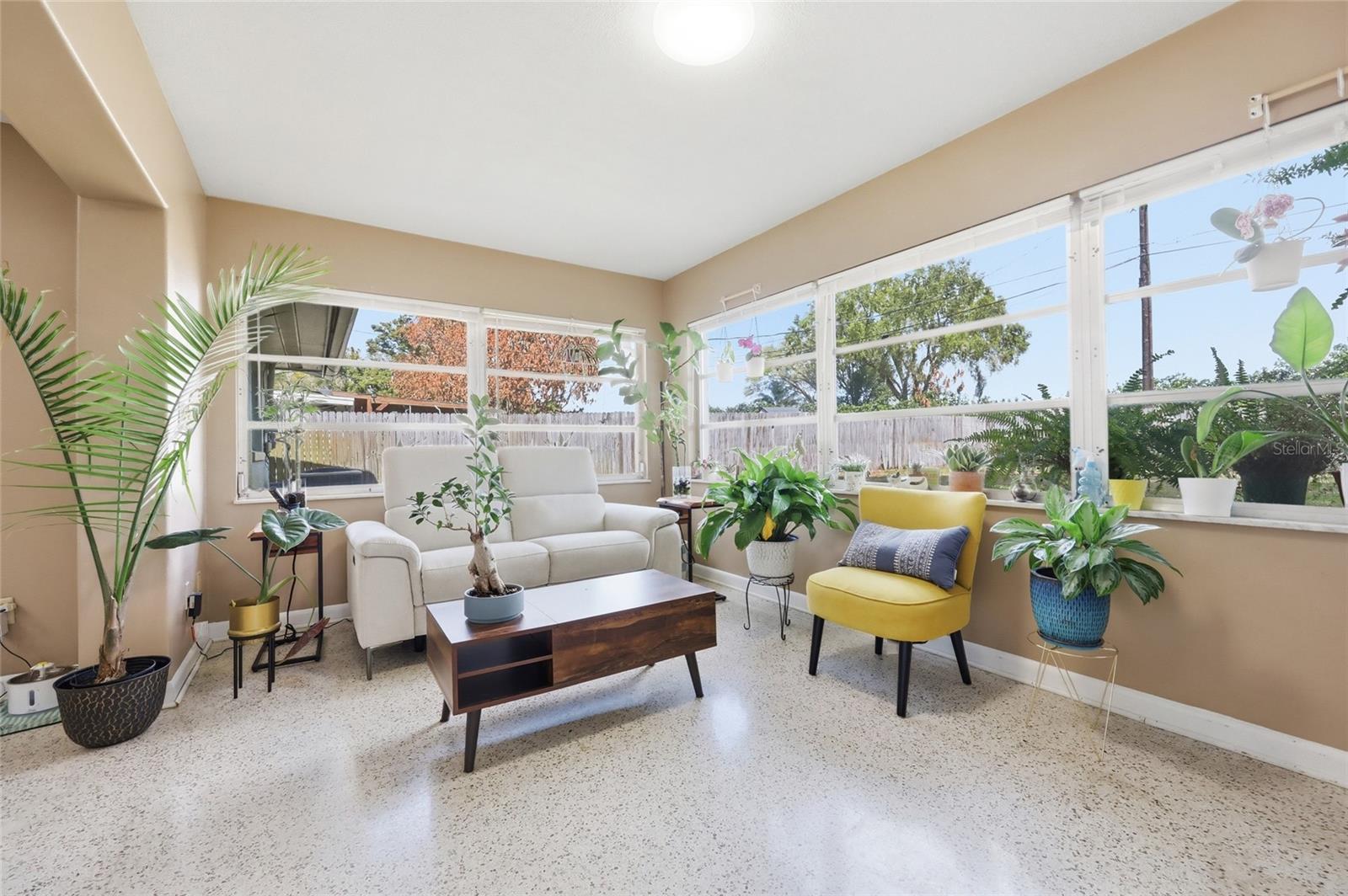 LAKE MARY COURT - Residential