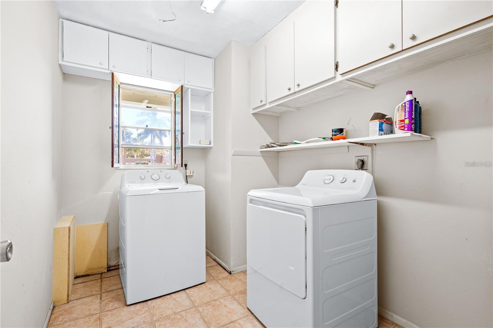 STRATHMORE RIVERSIDE I - Residential