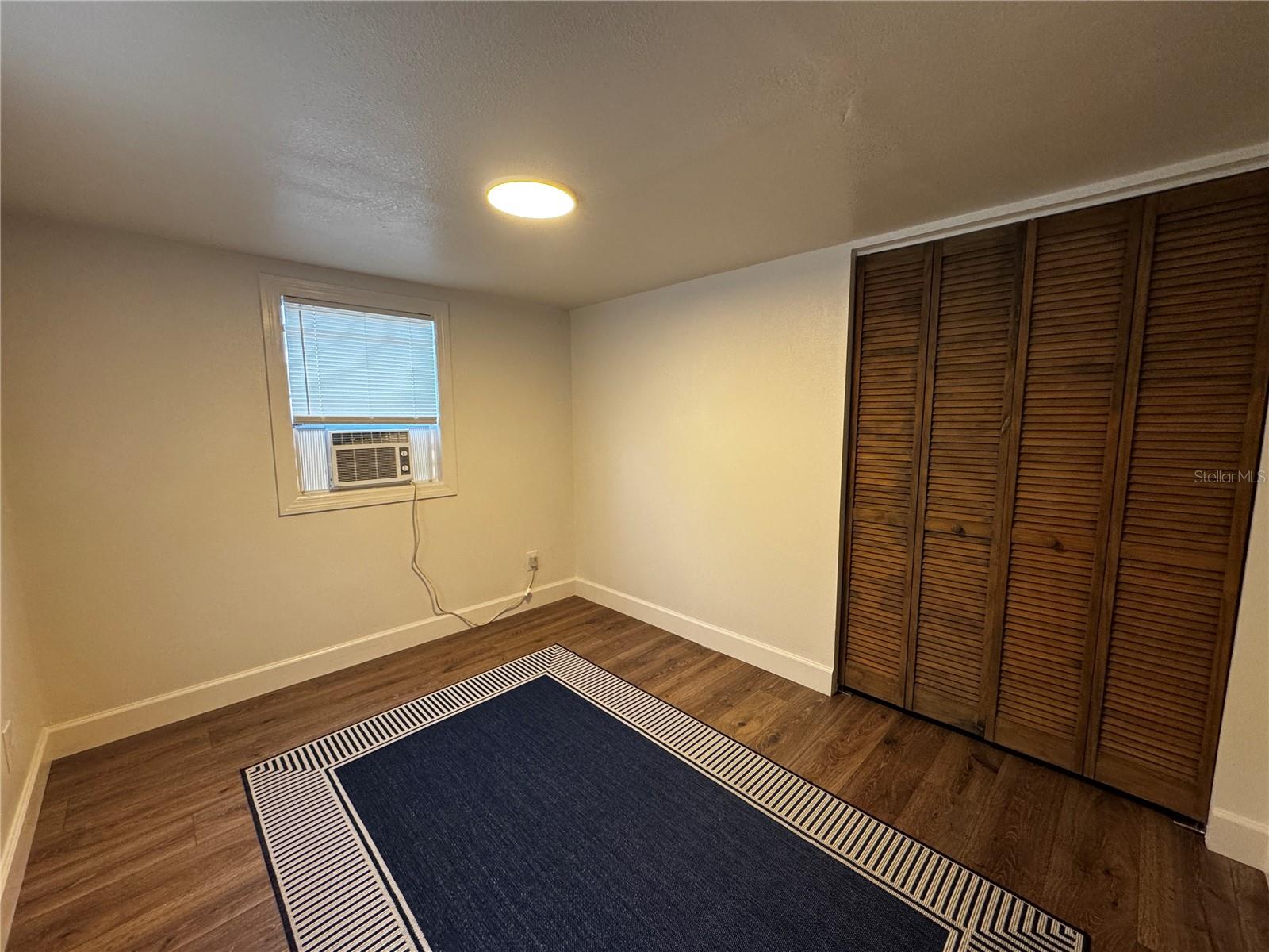 HIDDEN LAKE RESORT - Residential Lease