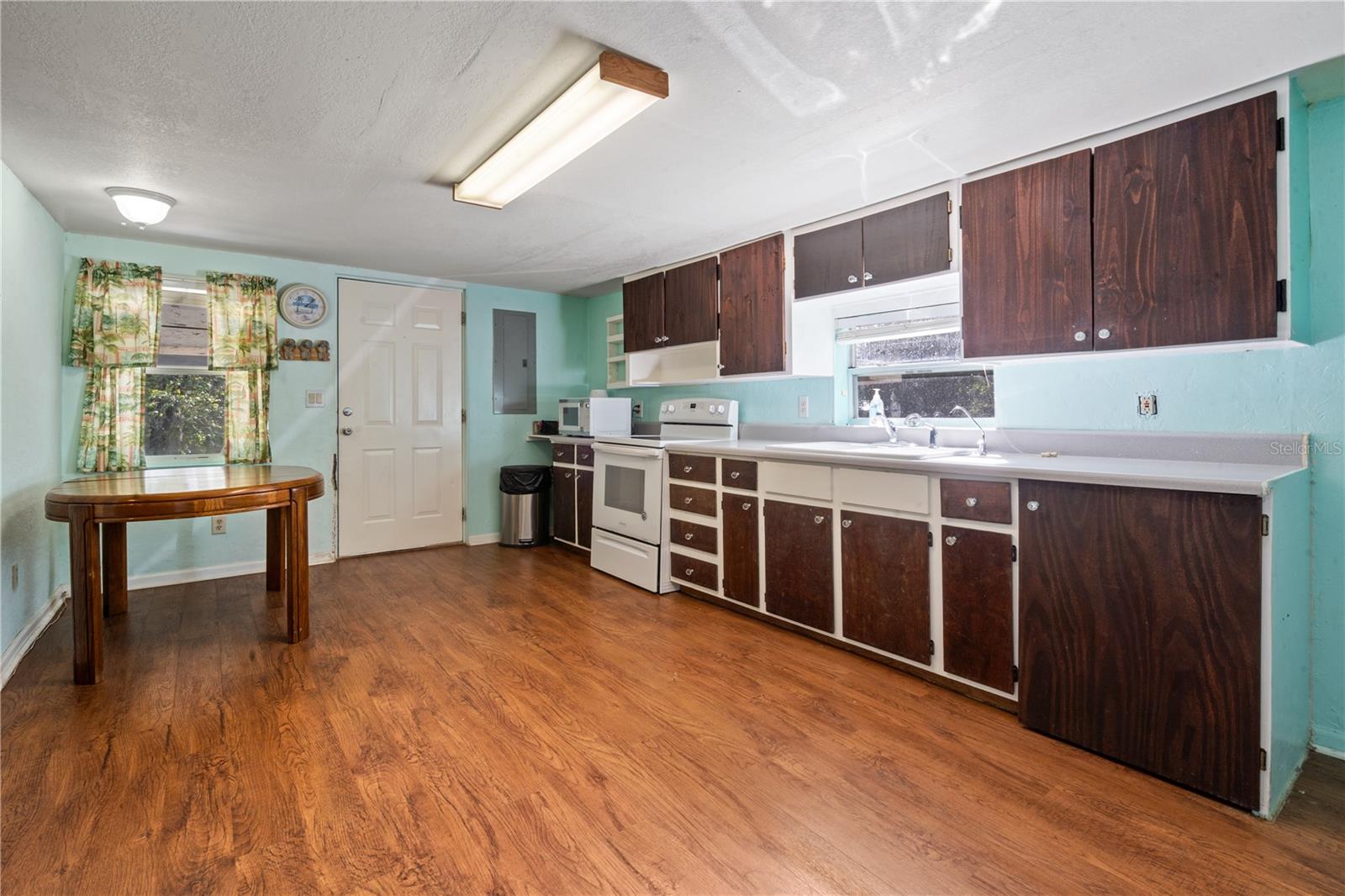 B & R SUB - Residential