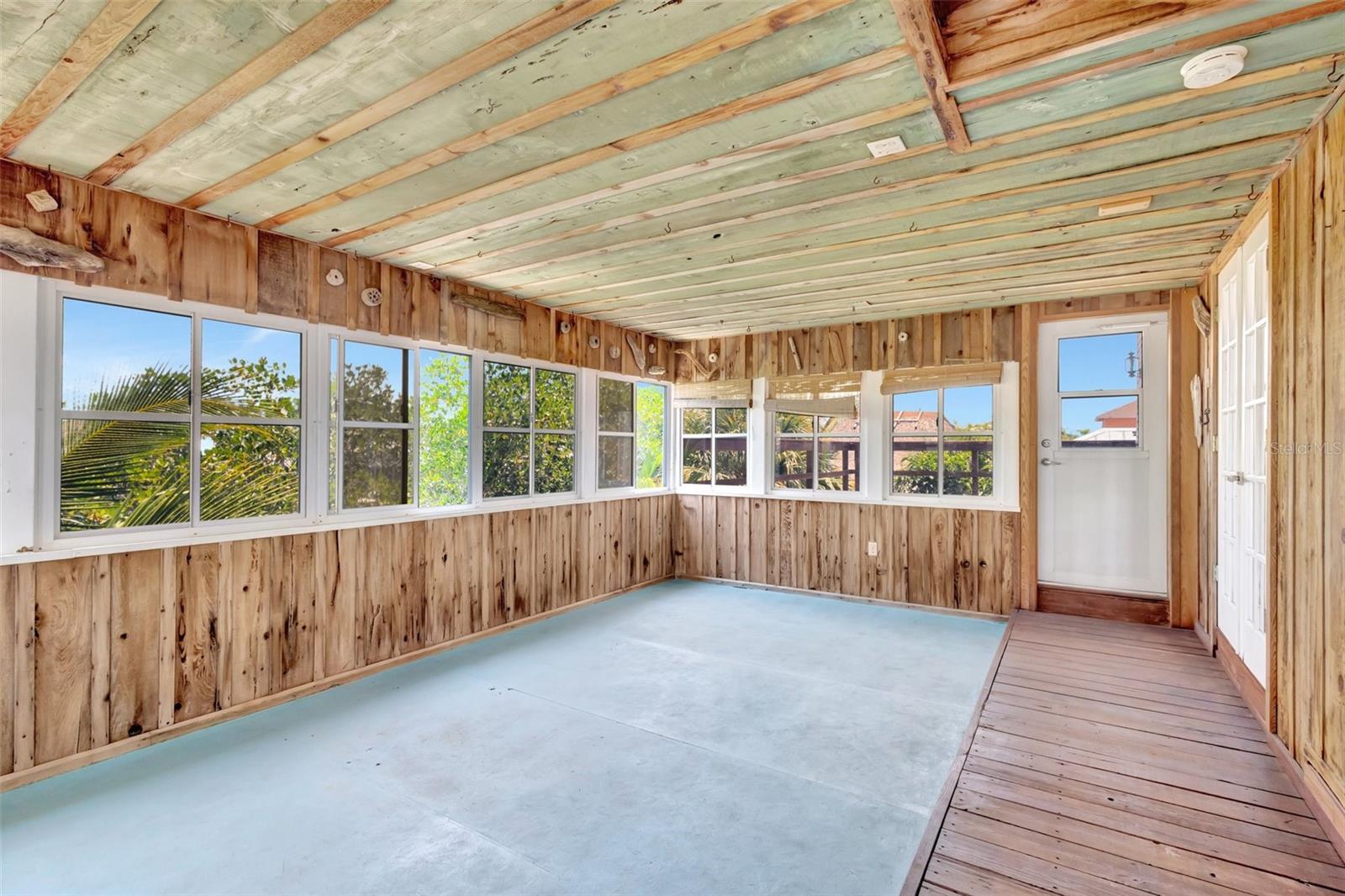 CORAL COVE BEACH SECTION 1 - Residential