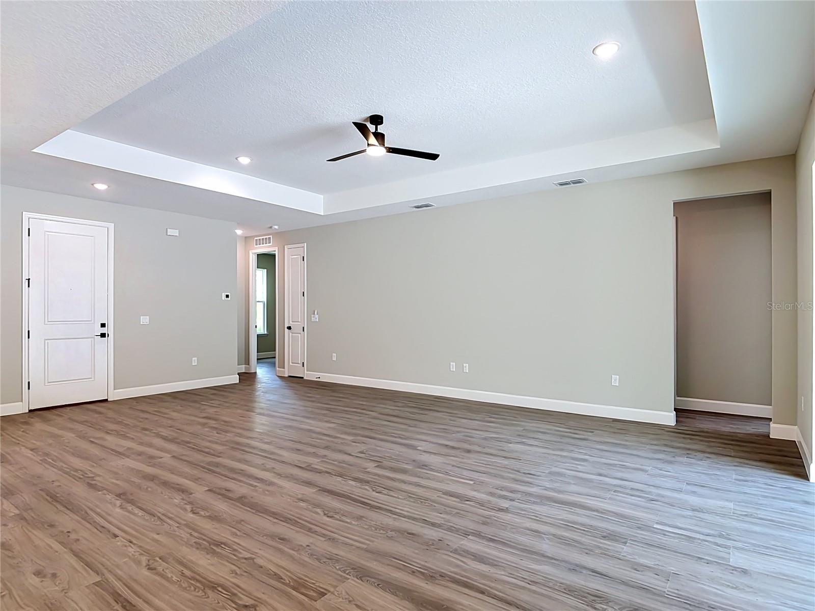 ROYAL TRAILS UNIT 01 - Residential
