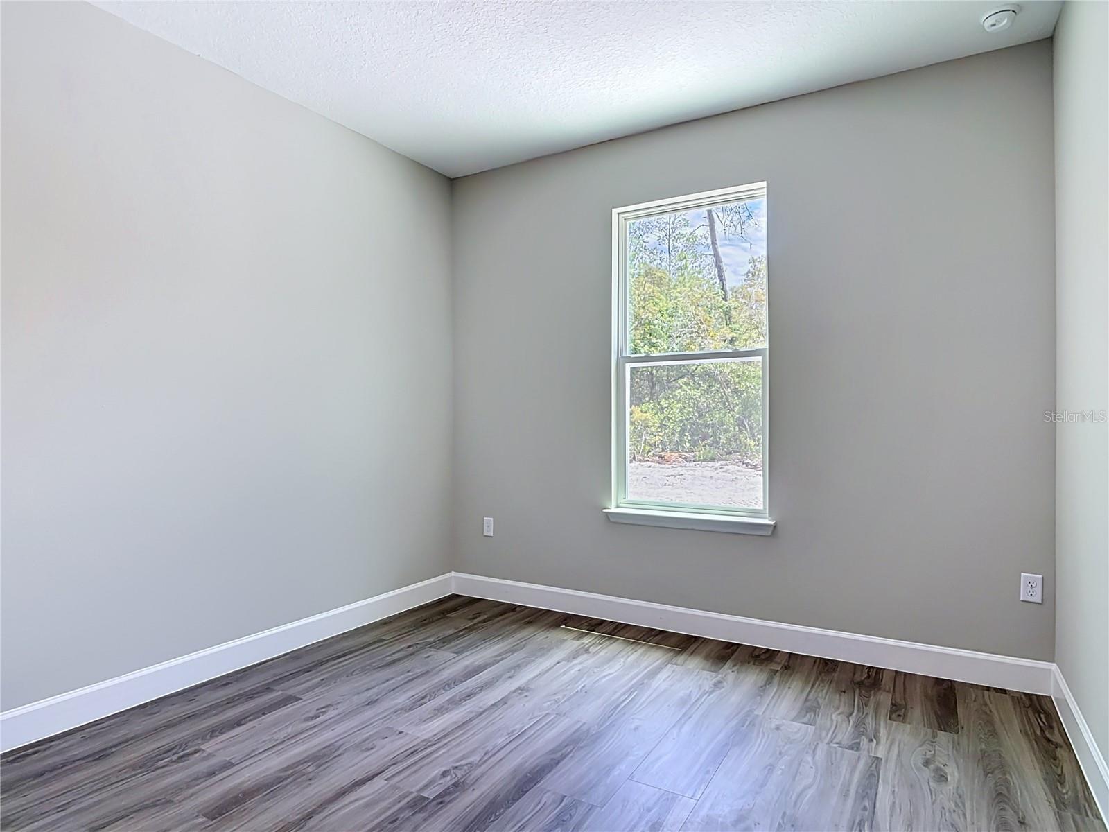 ROYAL TRAILS UNIT 01 - Residential