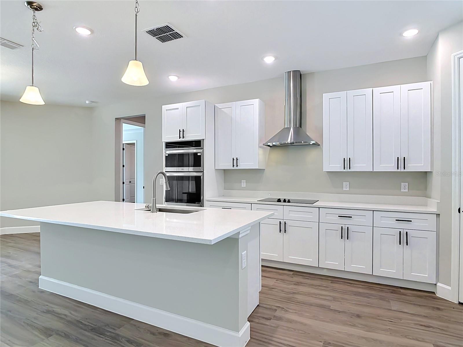 ROYAL TRAILS UNIT 01 - Residential