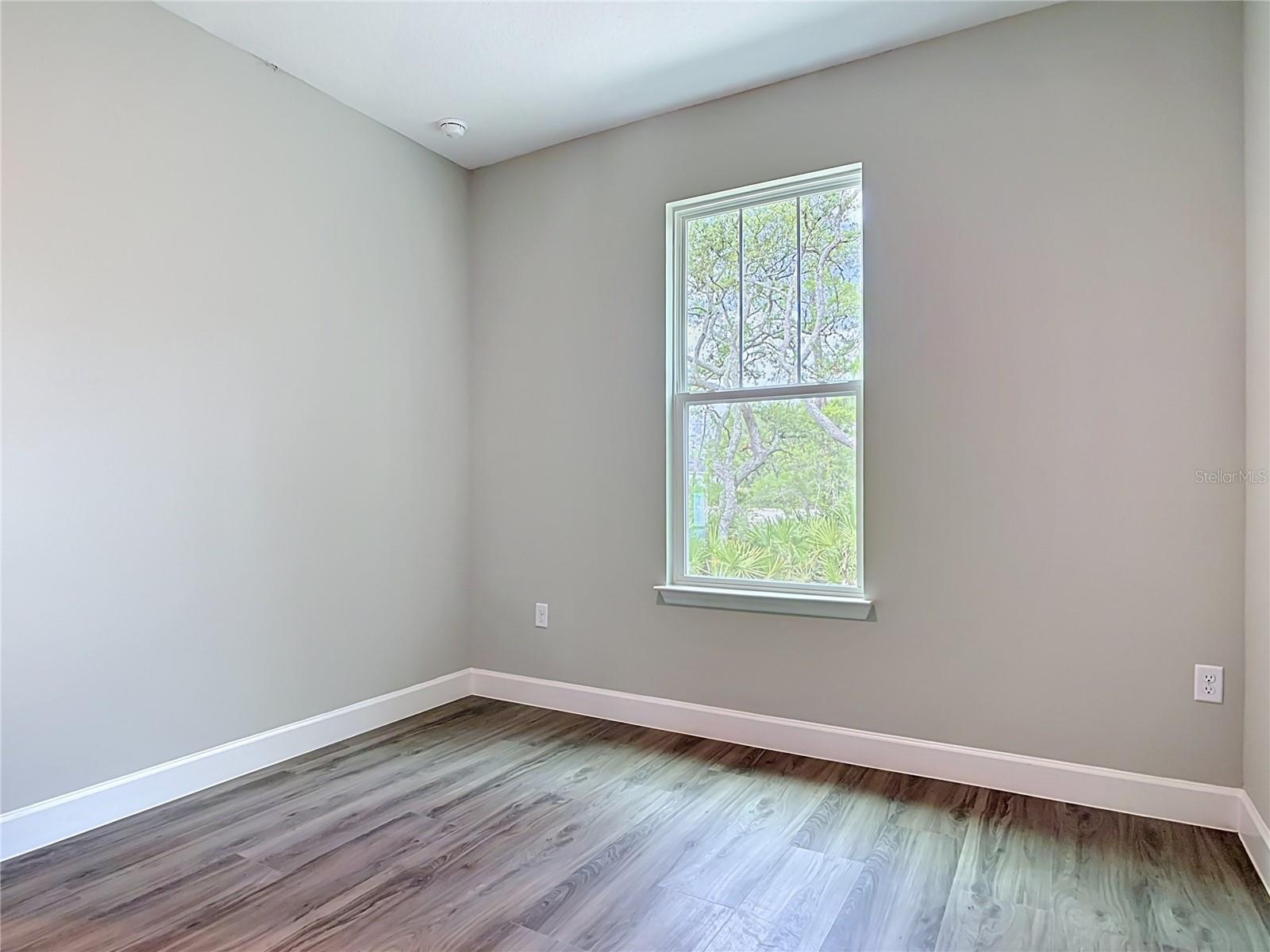 ROYAL TRAILS UNIT 01 - Residential