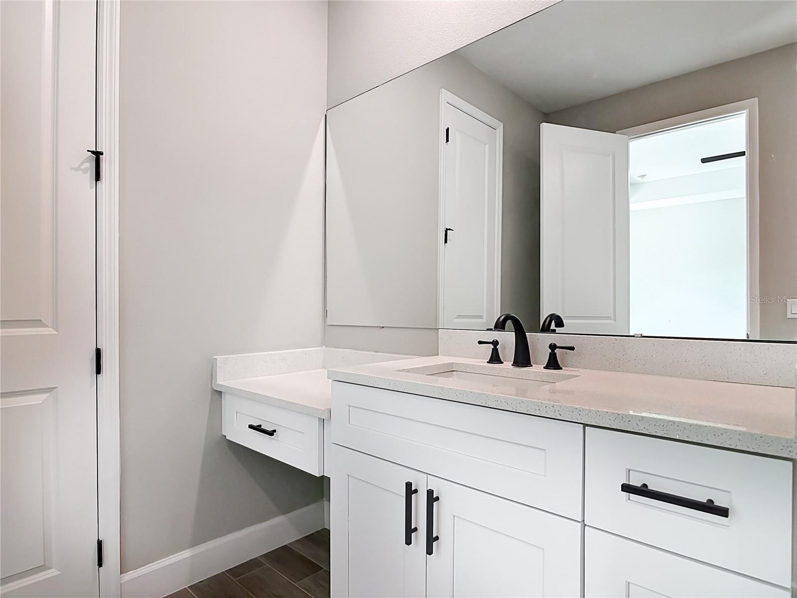 ROYAL TRAILS UNIT 01 - Residential