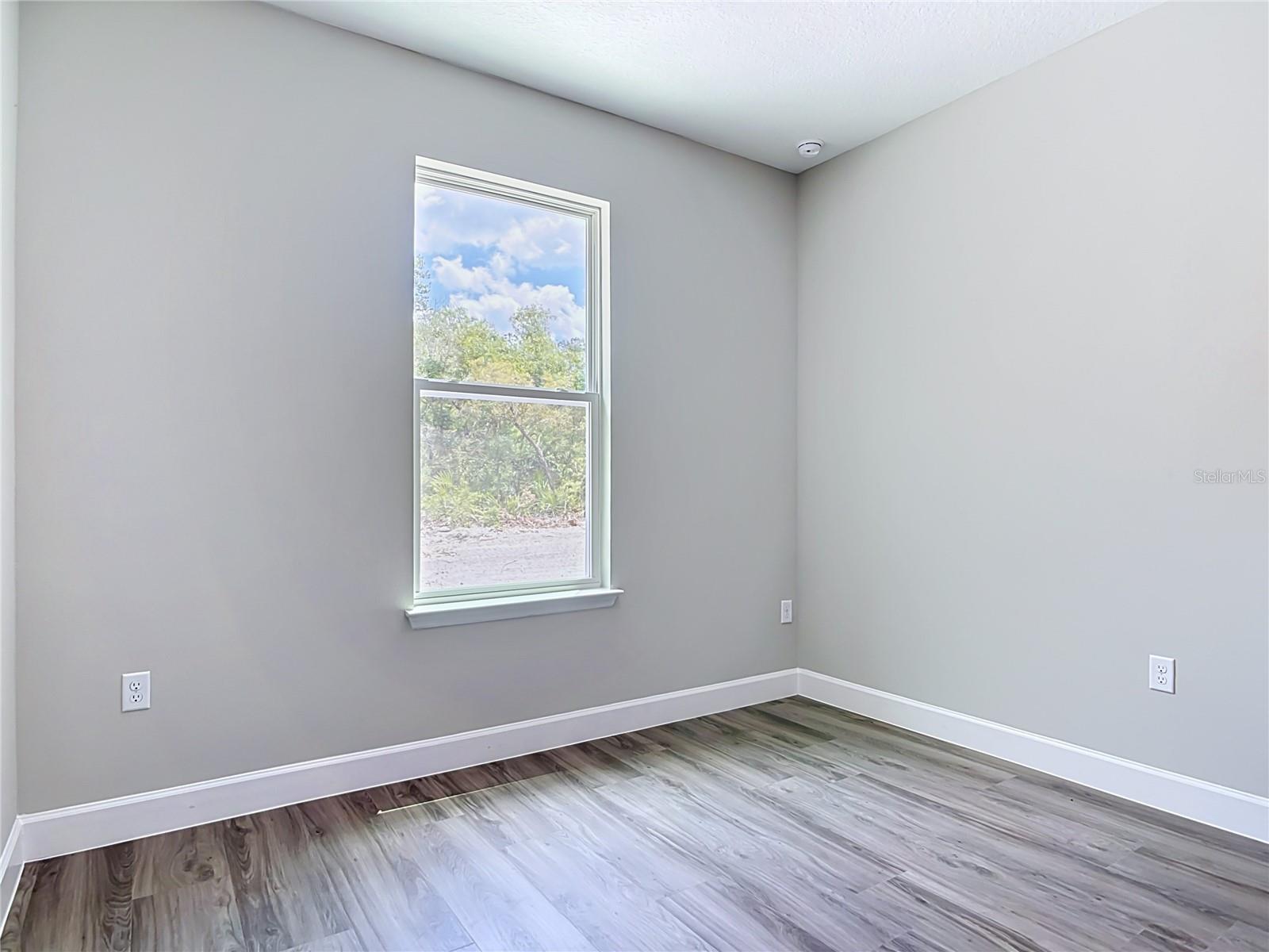 ROYAL TRAILS UNIT 01 - Residential