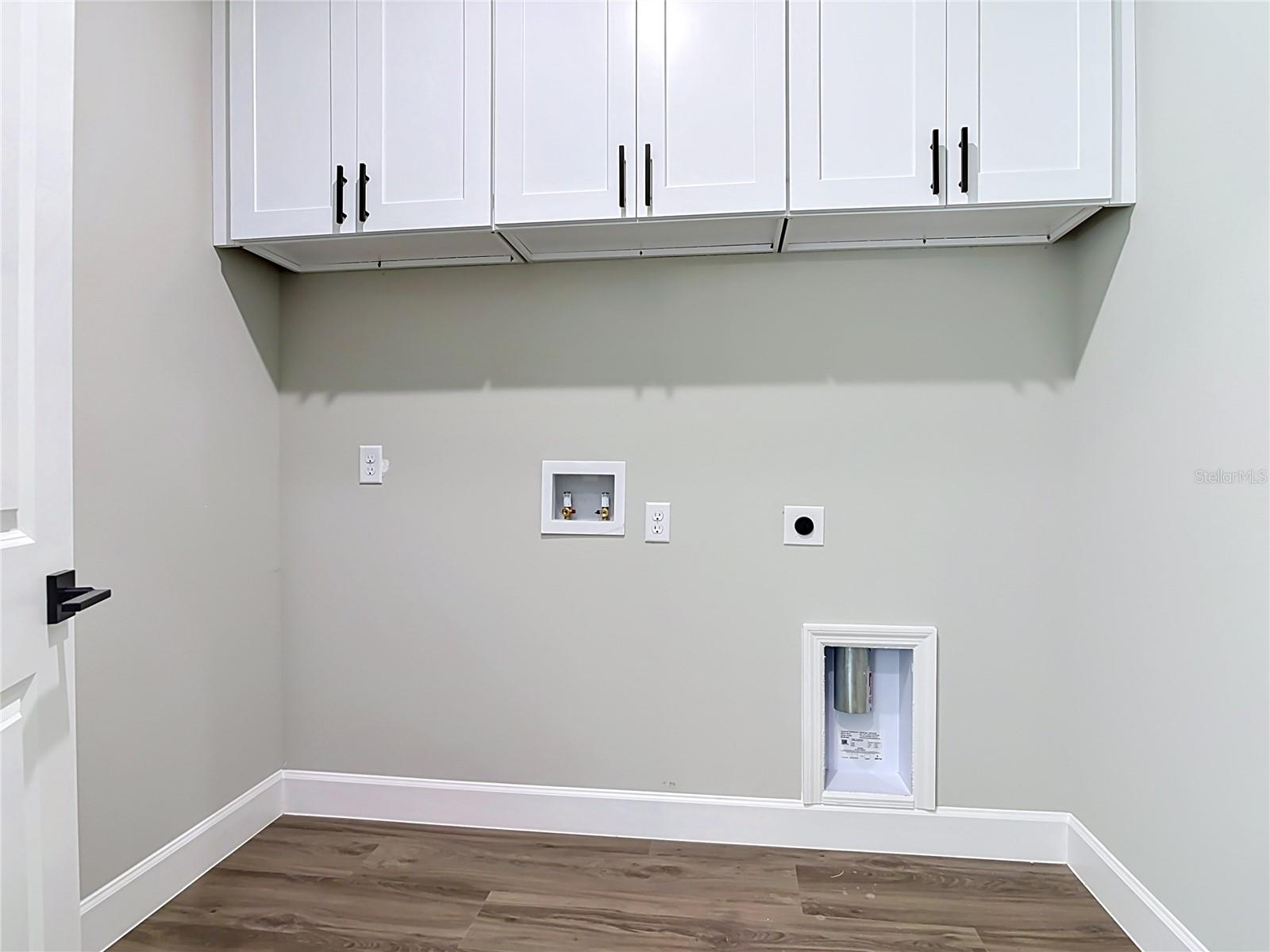 ROYAL TRAILS UNIT 01 - Residential
