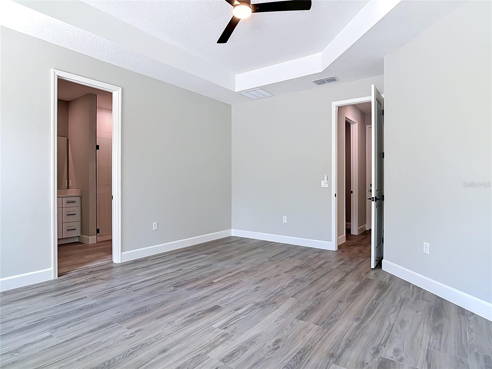 ROYAL TRAILS UNIT 01 - Residential