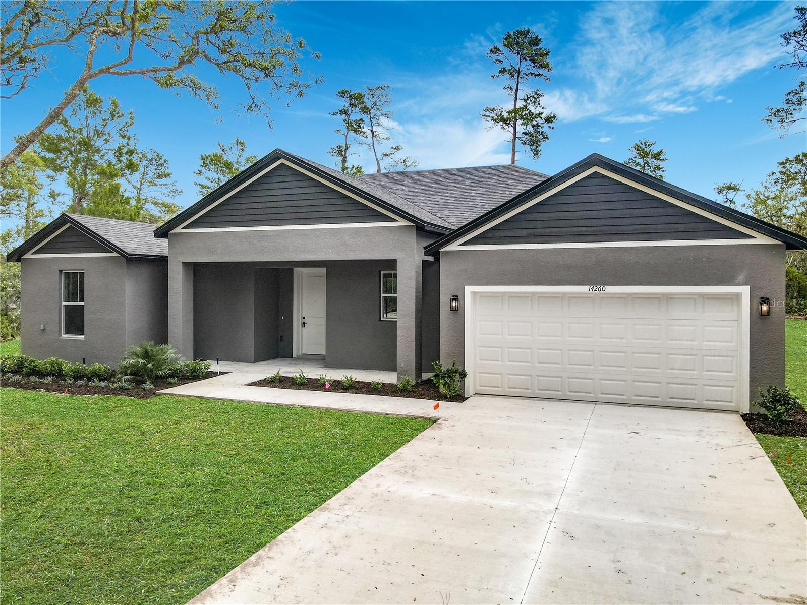 ROYAL TRAILS UNIT 01 - Residential