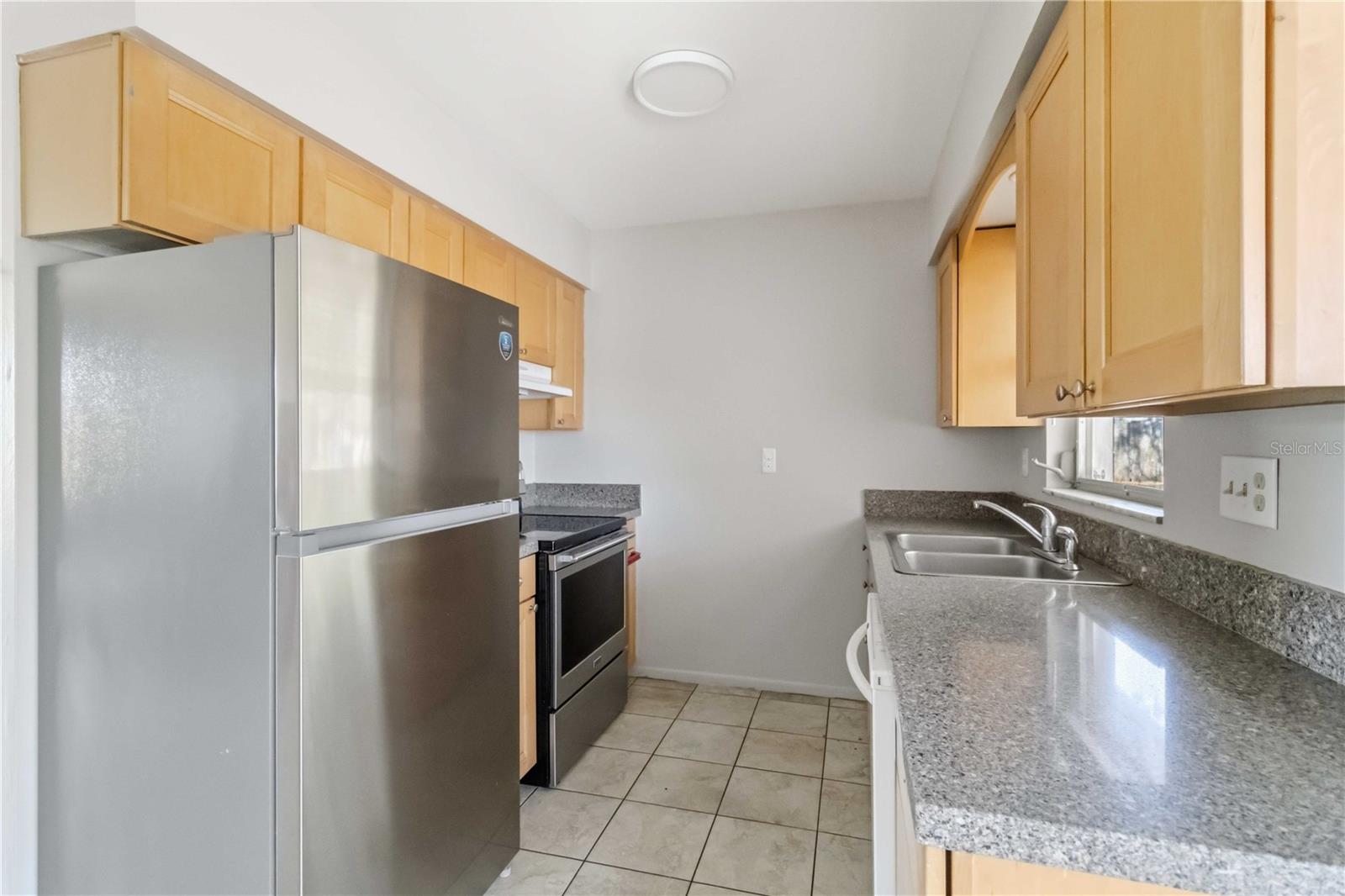 WHITFIELD ESTATES ON SARASOTA BAY I - Residential Lease