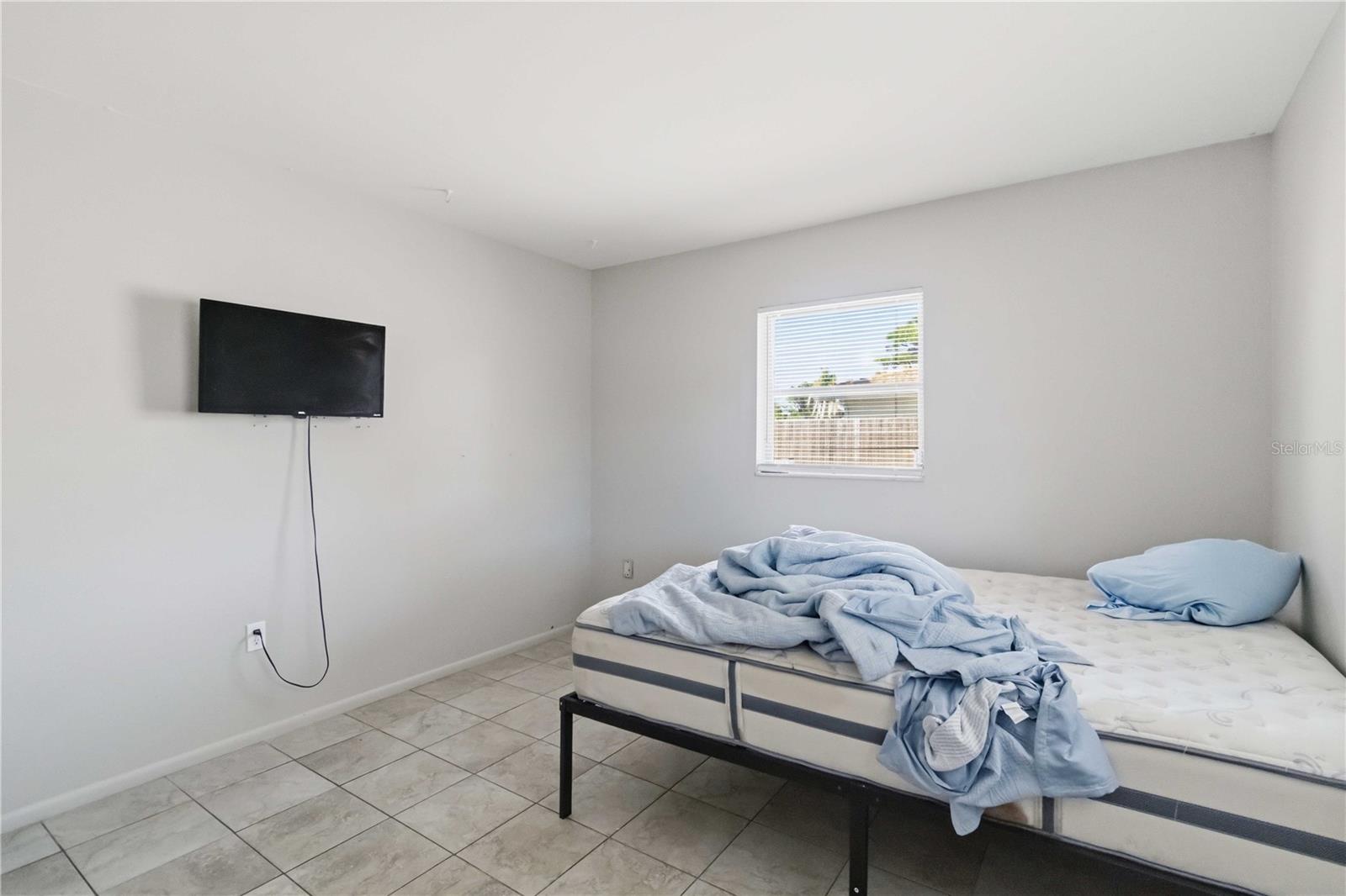 WHITFIELD ESTATES ON SARASOTA BAY I - Residential Lease